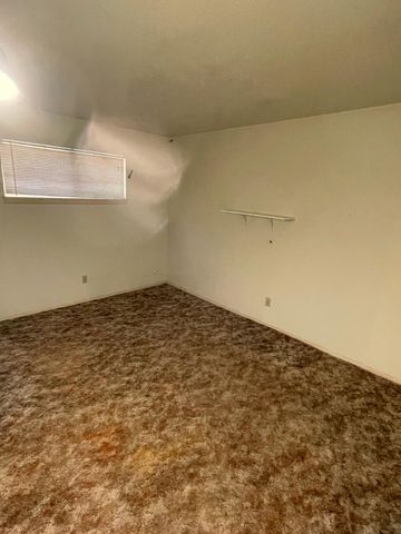 1900 Shari Vista Road SW, Albuquerque, NM 87114