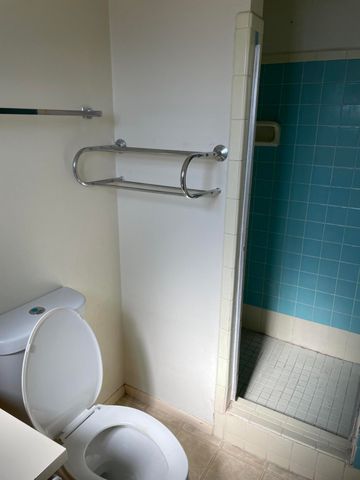 1900 Shari Vista Road SW, Albuquerque, NM 87114