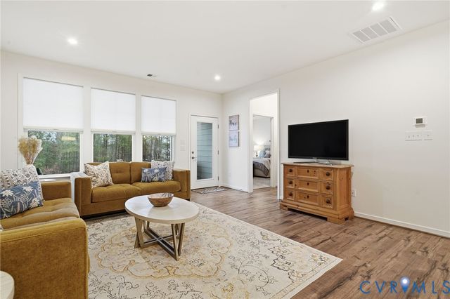 9204 Cerulean Pl, Richmond, VA 23238