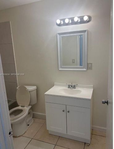 1141 Lake Victoria Dr F, Palm Beach, FL 33411