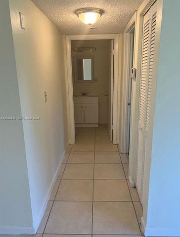 1141 Lake Victoria Dr F, Palm Beach, FL 33411