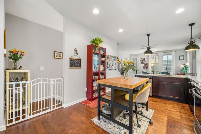 755 Dunlop Way, Atlanta, GA 30312