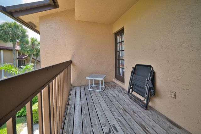22068 Las Brisas Circle, Boca Raton, FL 33433