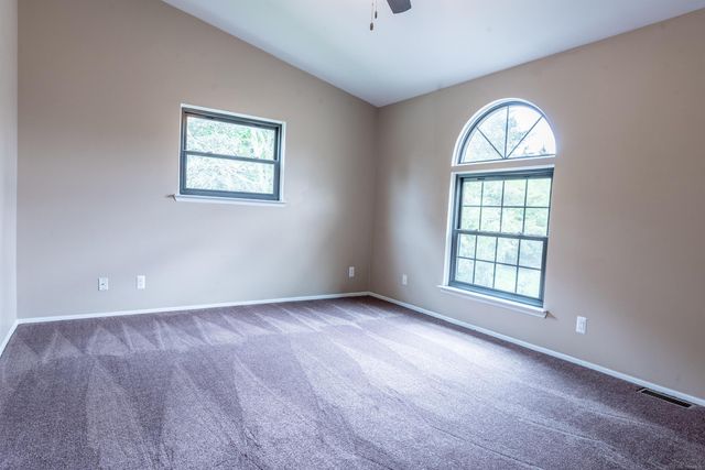 5679 Drake Hollow Drive, West Bloomfield, MI 48322