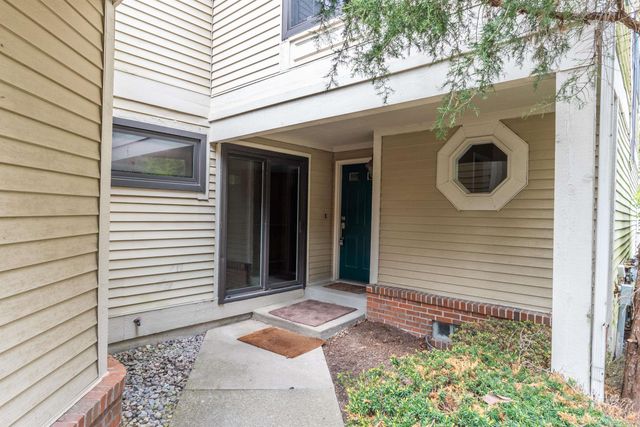 5679 Drake Hollow Drive, West Bloomfield, MI 48322