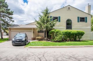 5679 Drake Hollow Drive, West Bloomfield, MI 48322