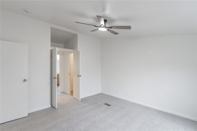 9268 S Ridge Drive, Luther, OK 73054