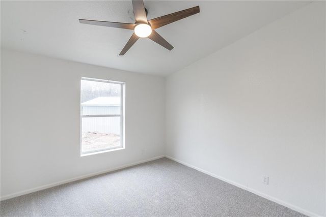 9268 S Ridge Drive, Luther, OK 73054