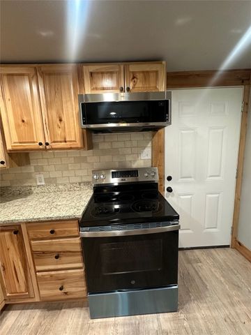 431 W Monterey Street, Denison, TX 75020