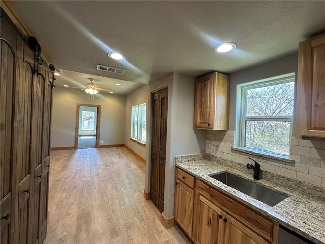 431 W Monterey Street, Denison, TX 75020
