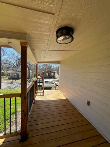 431 W Monterey Street, Denison, TX 75020
