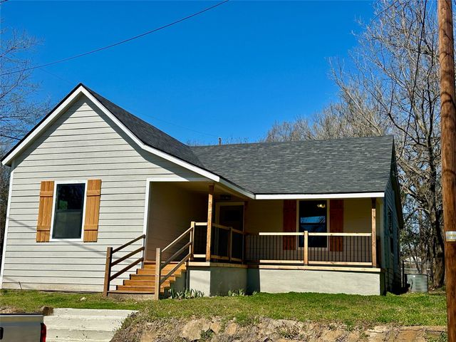 431 W Monterey Street, Denison, TX 75020