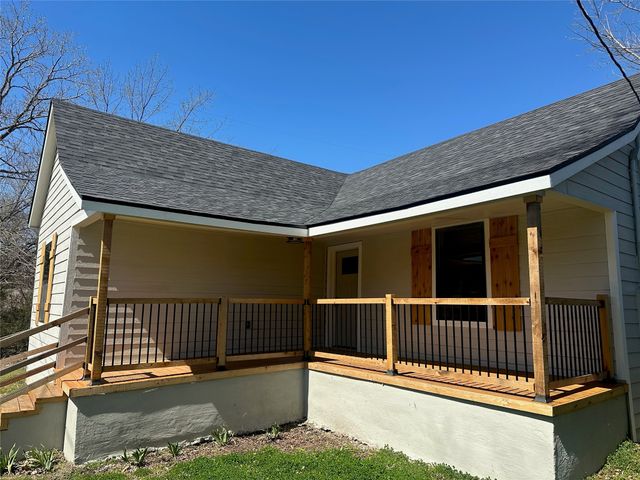 431 W Monterey Street, Denison, TX 75020