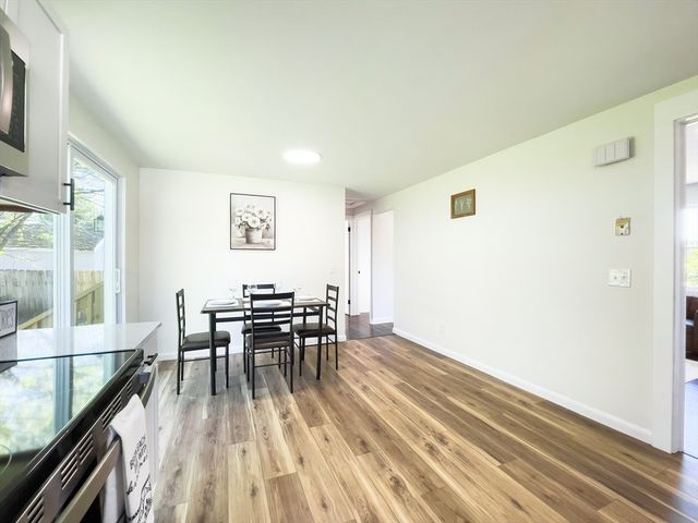 41 Loretta St, Springfield, MA 01118