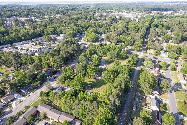 4249 Taylor RD, Chesapeake, VA 23321