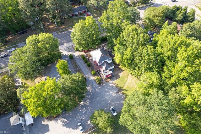 4249 Taylor RD, Chesapeake, VA 23321