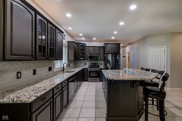 16483 Valhalla Drive, Noblesville, IN 46060