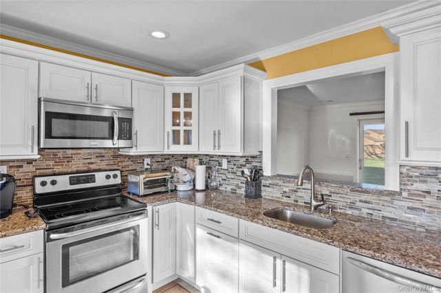 117 Scarlett Drive, Commack, NY 11725