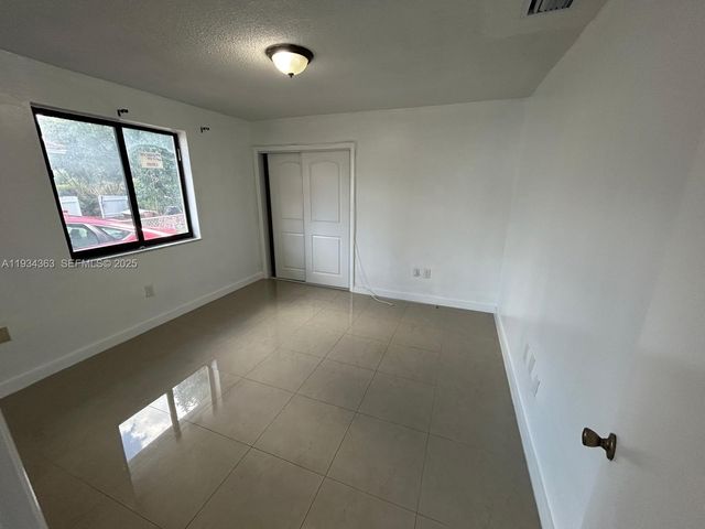 3482 SW 26th St 0, Miami, FL 33133