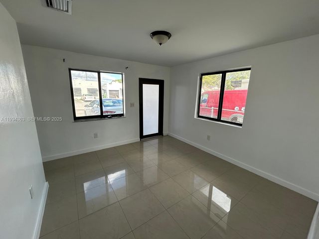 3482 SW 26th St 0, Miami, FL 33133