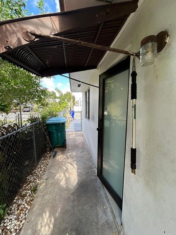 3482 SW 26th St 0, Miami, FL 33133