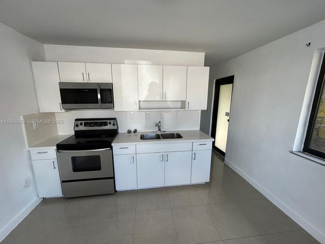 3482 SW 26th St 0, Miami, FL 33133