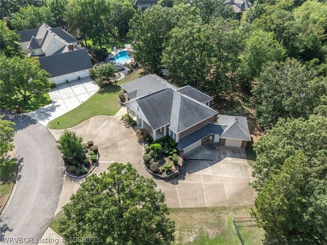 7215 Kensington Court, Fort Smith, AR 72903
