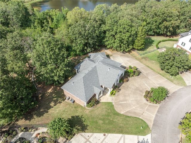 7215 Kensington Court, Fort Smith, AR 72903