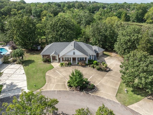 7215 Kensington Court, Fort Smith, AR 72903