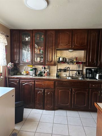 1508 California Parkway N, Fort Worth, TX 76115