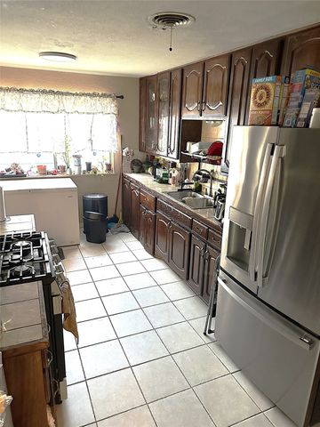 1508 California Parkway N, Fort Worth, TX 76115