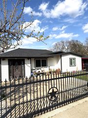 1508 California Parkway N, Fort Worth, TX 76115