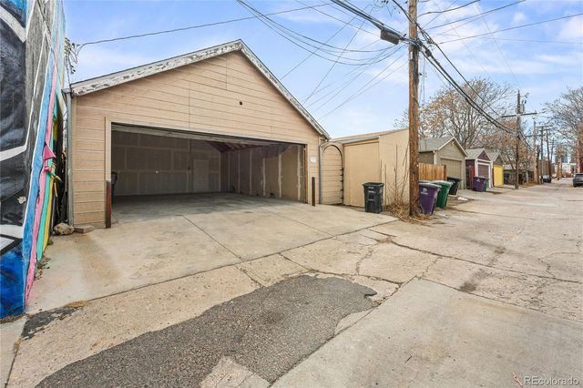 2949 Glenarm Place, Denver, CO 80205