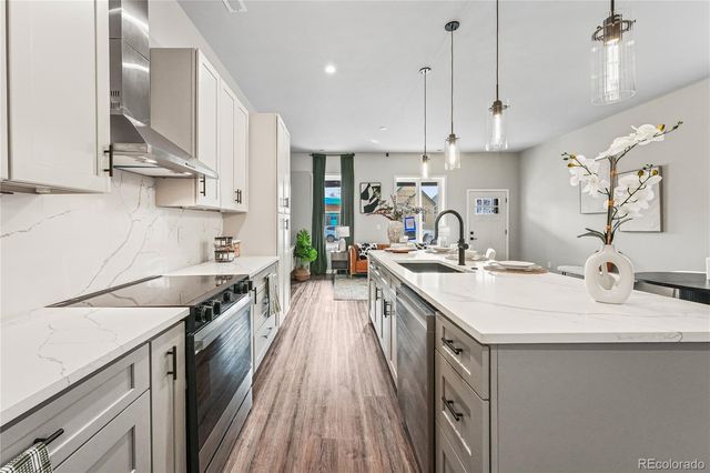 2949 Glenarm Place, Denver, CO 80205