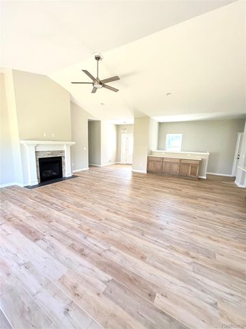 1296 Blue Ridge Parkway, White Lake Charter Township, MI 48383