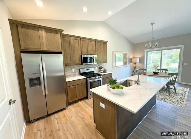 1296 Blue Ridge Parkway, White Lake Charter Township, MI 48383