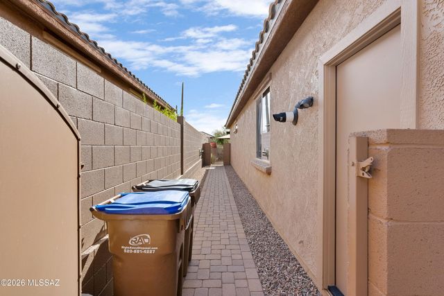 14102 N Bright Angel Trail, Marana, AZ 85658