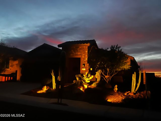 14102 N Bright Angel Trail, Marana, AZ 85658