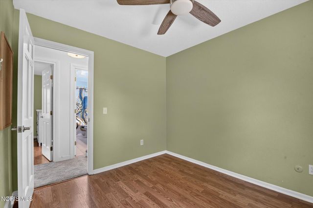1041 E Elm Tree Road, Rossford, OH 43460