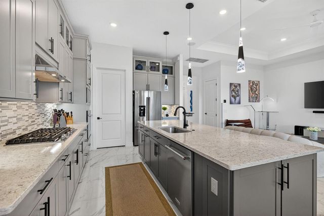 10405 Northbrook Circle, Palm Beach Gardens, FL 33412