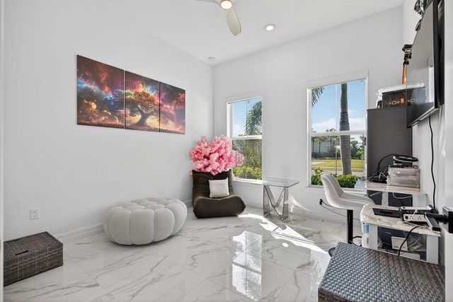10405 Northbrook Circle, Palm Beach Gardens, FL 33412