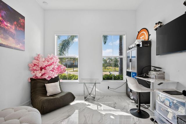 10405 Northbrook Circle, Palm Beach Gardens, FL 33412