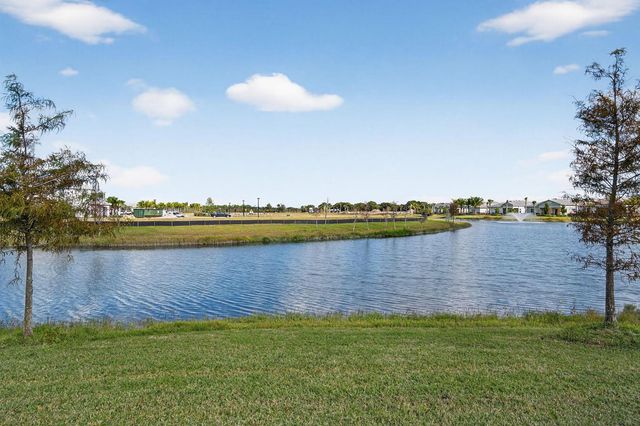 10405 Northbrook Circle, Palm Beach Gardens, FL 33412