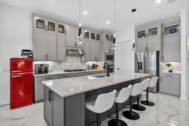 10405 Northbrook Circle, Palm Beach Gardens, FL 33412