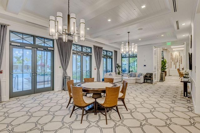 10405 Northbrook Circle, Palm Beach Gardens, FL 33412