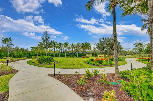 10405 Northbrook Circle, Palm Beach Gardens, FL 33412