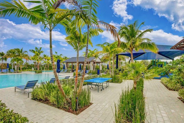10405 Northbrook Circle, Palm Beach Gardens, FL 33412