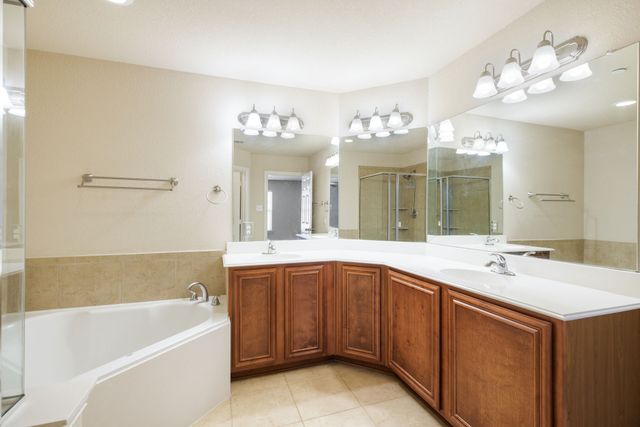 3117 Carlisle Street, Bedford, TX 76021