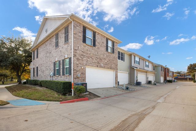 3117 Carlisle Street, Bedford, TX 76021