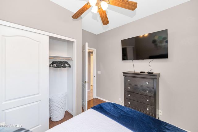 303 N KIMBERLEE Way, Chandler, AZ 85225